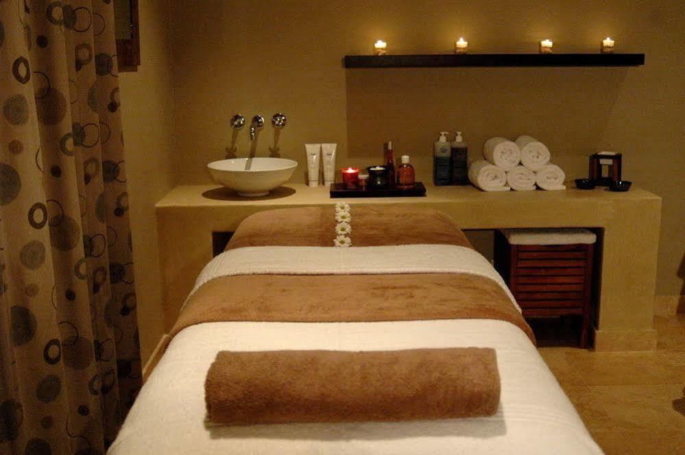 Lodge On The Lake And Wellness Spa Wilderness Ngoại thất bức ảnh