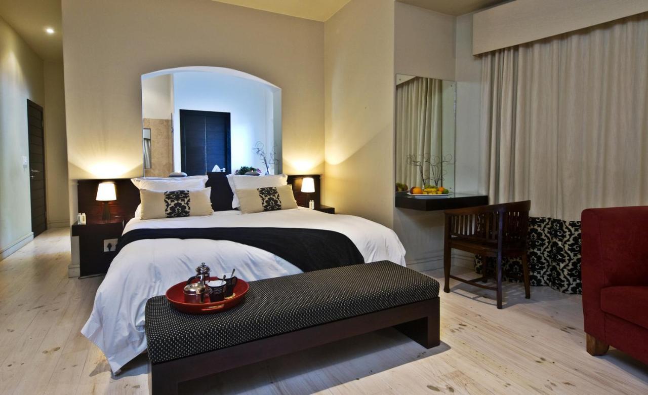 Lodge On The Lake And Wellness Spa Wilderness Phòng bức ảnh